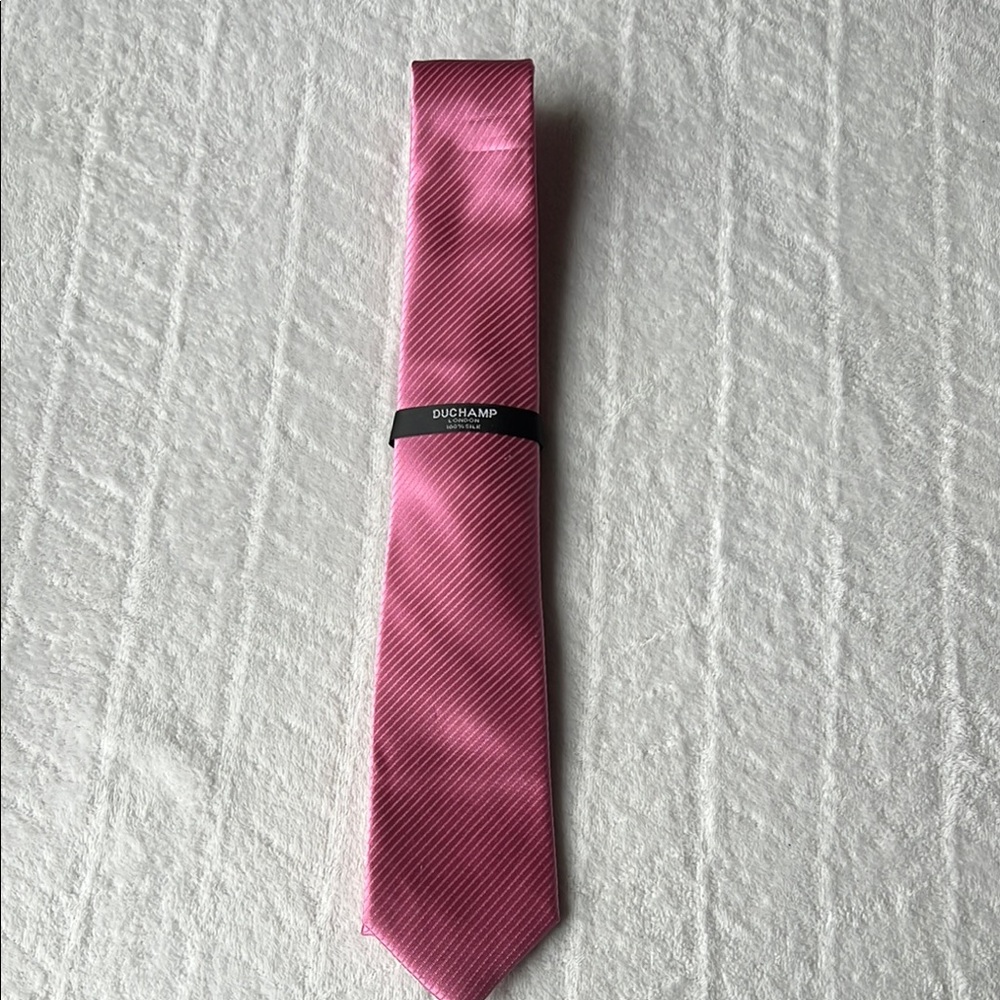 Duchamp London 100% Silk Tie.